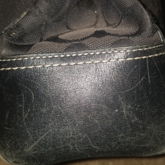 Coach - Picture 7 of 7